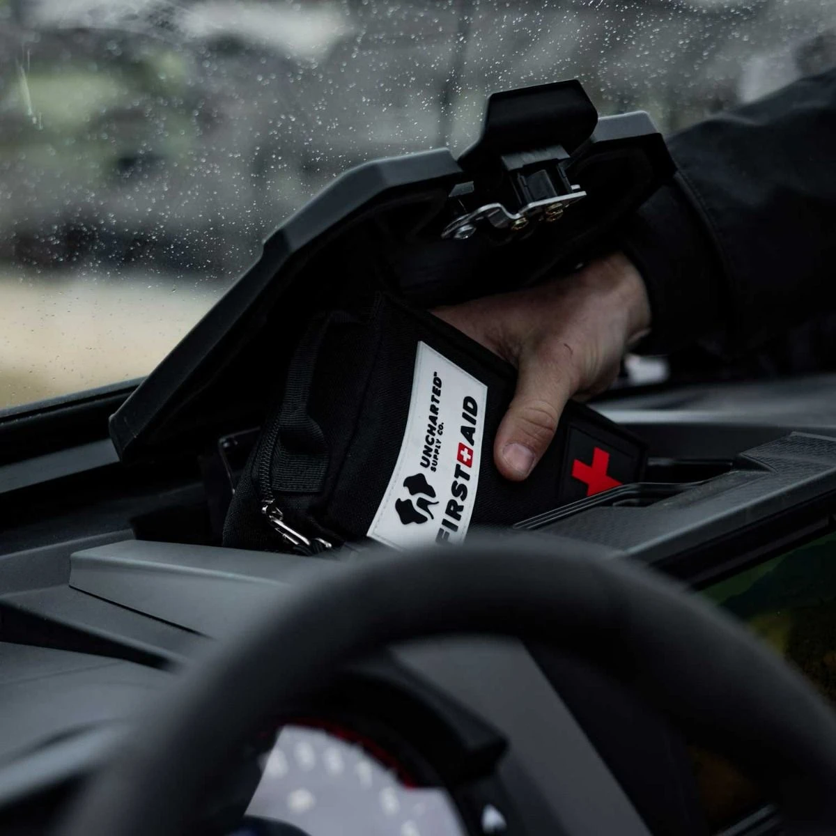 Uncharted Supply Co First Aid Pro Kit - Image 4